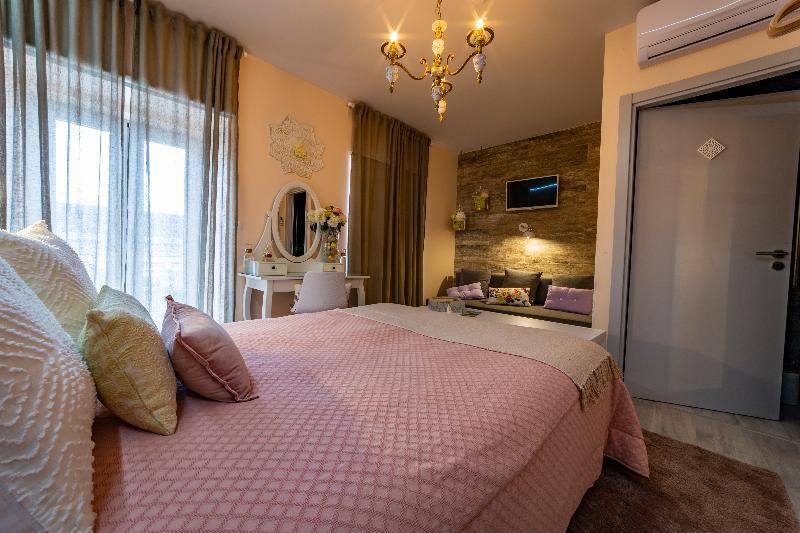 มายเบด อิน ปิโก Bed & Breakfast มาดาลีนา ภายนอก รูปภาพ
